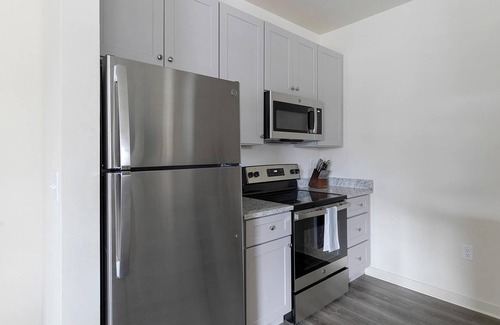 Fort Worth Apartment | Landing | Stylish 1BD, Gym, Yoga Studio