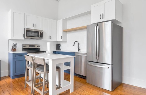 Greenville Apartment | Landing | Stylish 1BD, Gym, Yoga Studio