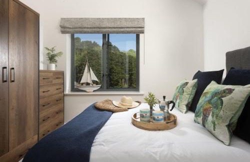 Fowey Apartment | Landing View Fowey Penthouse