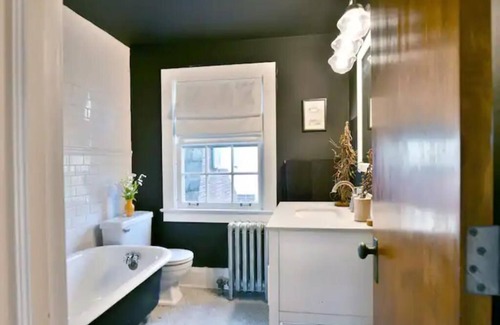 Youngstown Apartment | Landis house