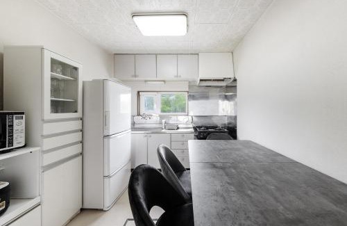 Shimanoshita Apartment | Landmark Annex