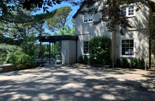 Salcombe House | Landmark