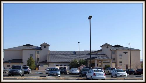 Fort Irwin Hotel | Landmark Inn Fort Irwin
