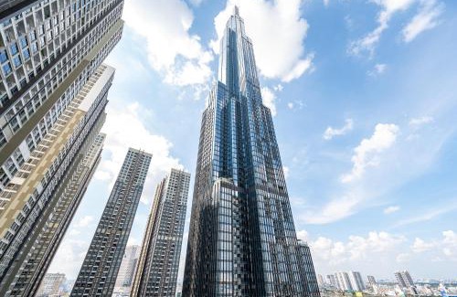 Hang Xanh Apartment | Landmark SkyView Premium Suite