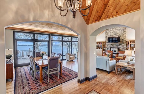 Mayhew House | Landover Lodge by AvantStay | Waterfront + Dock