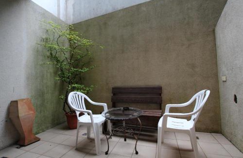 Big Beach Bed & Breakfast | Lang Qin Hai Inn