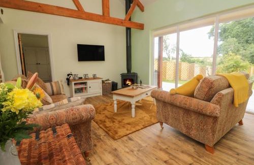 Broadwoodkelly House | Langdale Barn