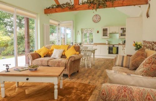 Broadwoodkelly House | Langdale Barn