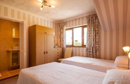 Kilgetty Bed & Breakfast | Langdon Farm Guest House