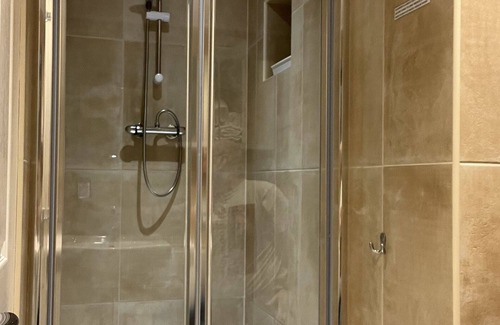 Tenby House | Langdon Villa Guest House