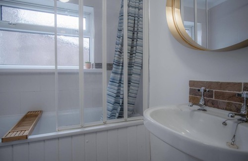 Mumbles Apartment | Langland Road - 1 Bedroom Apartment - Mumbles