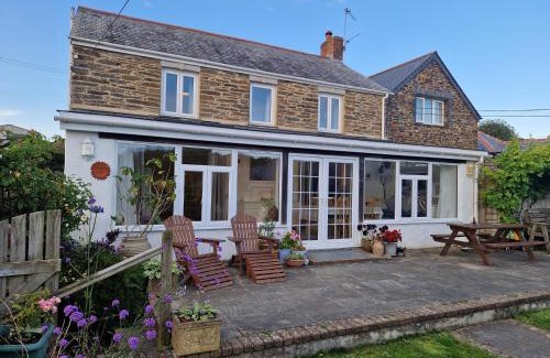 Crantock House | Langurra