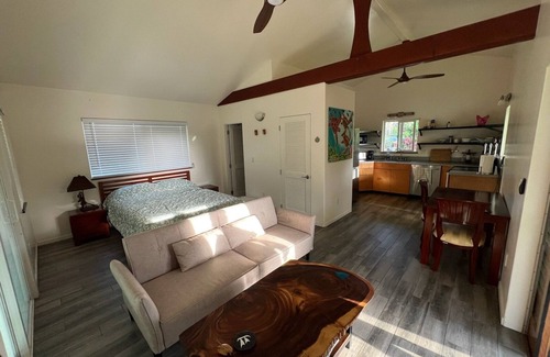 Kehena Cottage | Lani One’ā: A Handcrafted Island Sanctuary with Seaside Community & Aloha Spirit