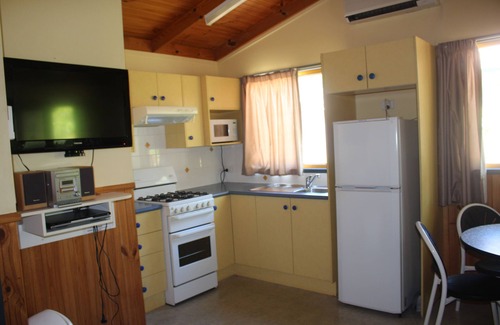 Forster House | Lani's Holiday Island - Caravan Park