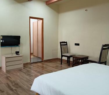 Jabalpur Hotel | Lanibann Jungle Lodge