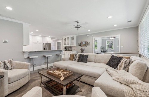 Buford House | Lanier Islands Point With Dock