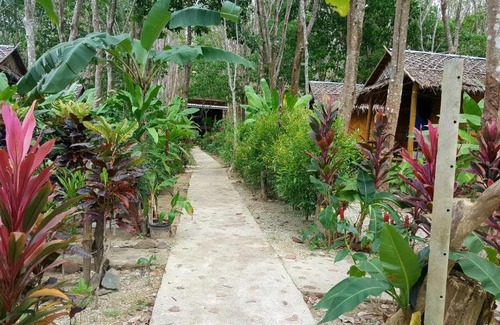 Ko Lanta Cabin | Lanta Maikeaw Bungalow