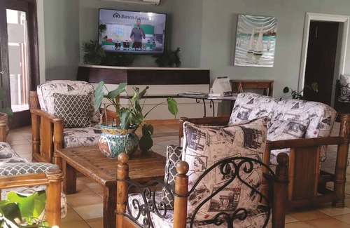 Bella Vista Hotel | Laos Mar Hotel & Suites
