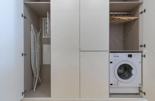 Santos Apartment | Lapa Garden Studio with Swimming Pool