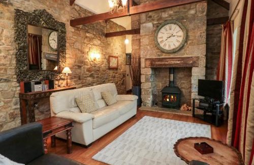Bamburgh House | Lapwing Cottage