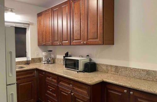 Ocean Beach Apartment | Large 1 Bdr steps to Beach + Parking (Catalina)
