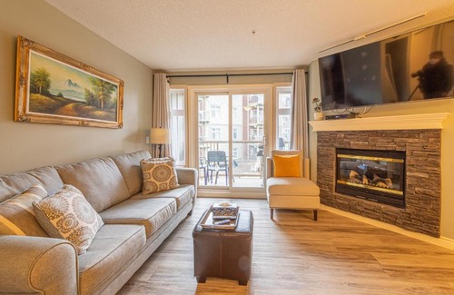 Canmore Apartment | Large 1 Bedroom Suite (4person)