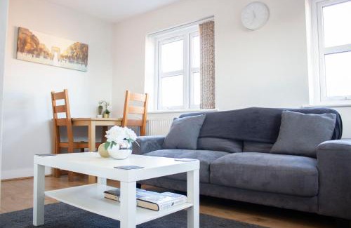 Loughborough Apartment | Large 1st Floor Open Plan Apartment
