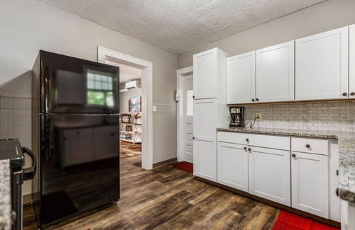 Canton Apartment | Large 2 Bed Apartment in The Heart of Canton
