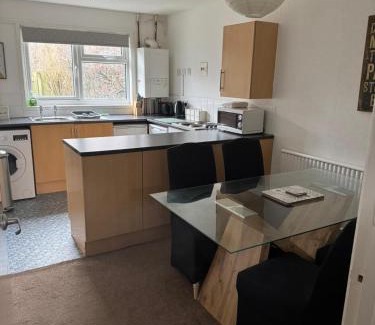 Telford House | Large 2 bedroom house
