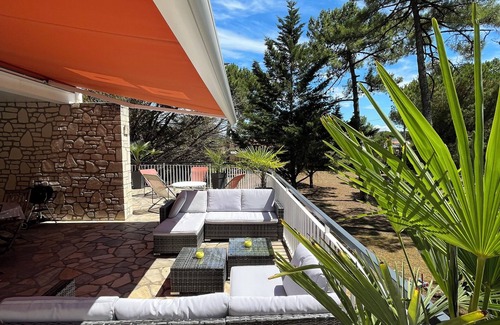 Saint-Georges-d'Oleron House | Large 250m2 villa 5min from a beautiful beach | 14 beds