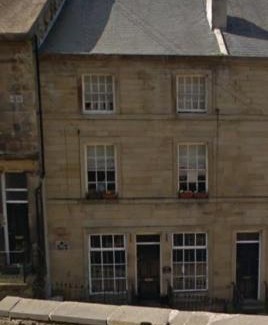 Hepworth House | Large 4 double bedroomed townhouse in central Holmfirth