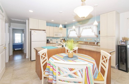 Ocean Beach III House | Large 4BR Lavalette Beach House Less Than 1 Block to Beach