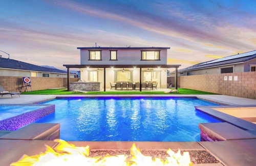 Coachella House | Large 7 Bdr + 9 beds, Huge GameRoom, Putting Green, Bocce, Pool & Spa, designer