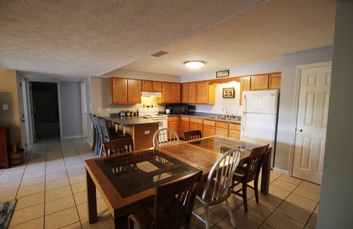 Monticello House | Large 8 Bedroom Home Overlooking Play Area, And Pool. Great For Family Reunions.