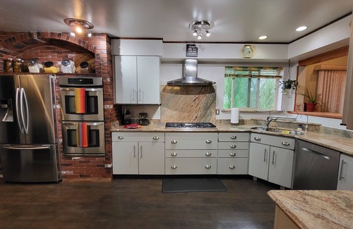 Grand Junction House | Large and Beautiful Home, Centrally Located With Gourmet kitchen, Pool and More