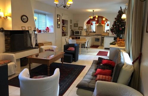 Bagneres-de-Luchon Villa | Large and charming house with garden in the city centre