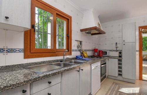 Javea Villa | Large and comfortable villa in Javea, Costa Blanca, Spain with private pool for 6 persons