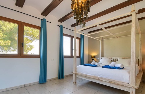 Javea Villa | Large and comfortable villa in Javea, Costa Blanca, Spain with private pool for 6 persons