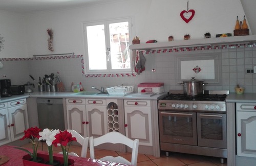 Sollies Pont Villa | Large and lively family villa in the heart of Provence