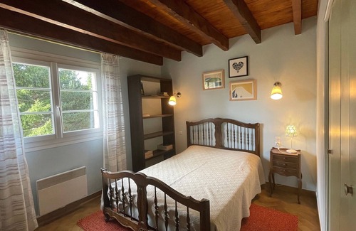 Matemale Ski Chalet | Large apartment in a chalet on the edge of the forest - Matemale Lake