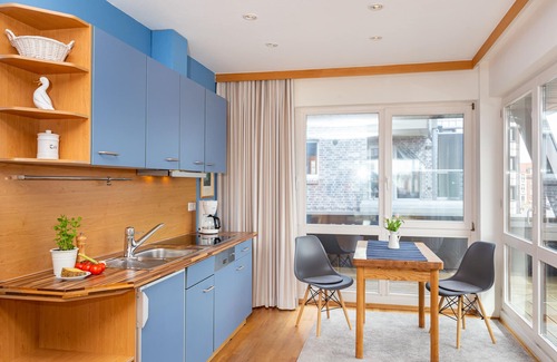 Wittduen Apartment | Large apartment - very illuminated, Wi-Fi, ocean view, close to the beach and ni