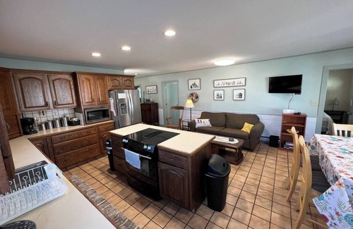 Byfield House | Large Beach Apt | Lawn | Steps to the Beach