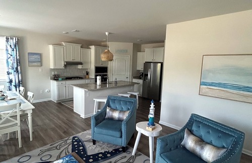 Frankford House | Large, beautiful house! 1.5 miles to beach Resort style amenities!