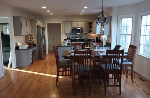 Lynchburg House | Large Beautiful quality home in a quiet subdivision.