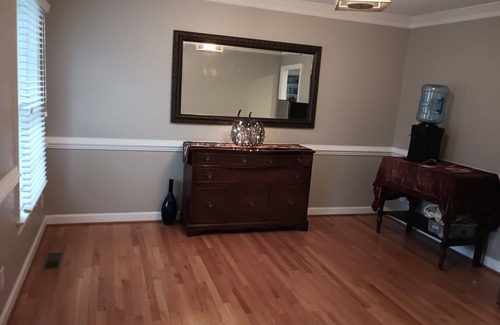 Lynchburg House | Large Beautiful quality home in a quiet subdivision.