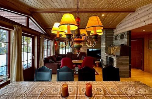 Sjusjoen House | Large cabin with Sjusjøens best view, sauna and ski in out