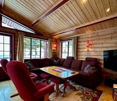 Sjusjoen House | Large cabin with Sjusjøens best view, sauna and ski in out