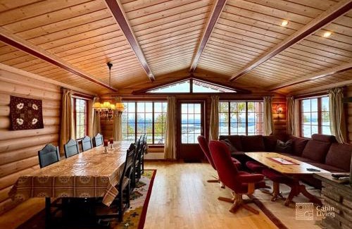 Sjusjoen House | Large cabin with Sjusjøens best view, sauna and ski in out
