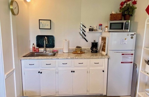 Wewahitchka House | Large Cottage Garden House