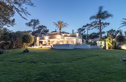 Almancil Villa | Large elegant Villa overlooking Golf Course with large outdoor BBQ and Pool area
